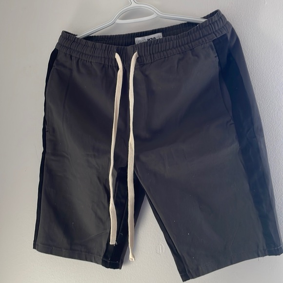 NEW Cargo shorts gray size M - Picture 1 of 3